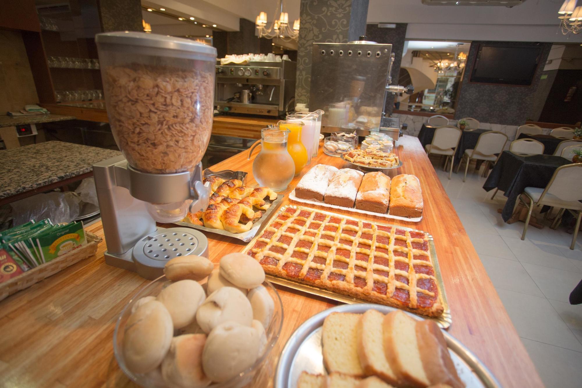 Hotel Dion Mar del Plata Luaran gambar